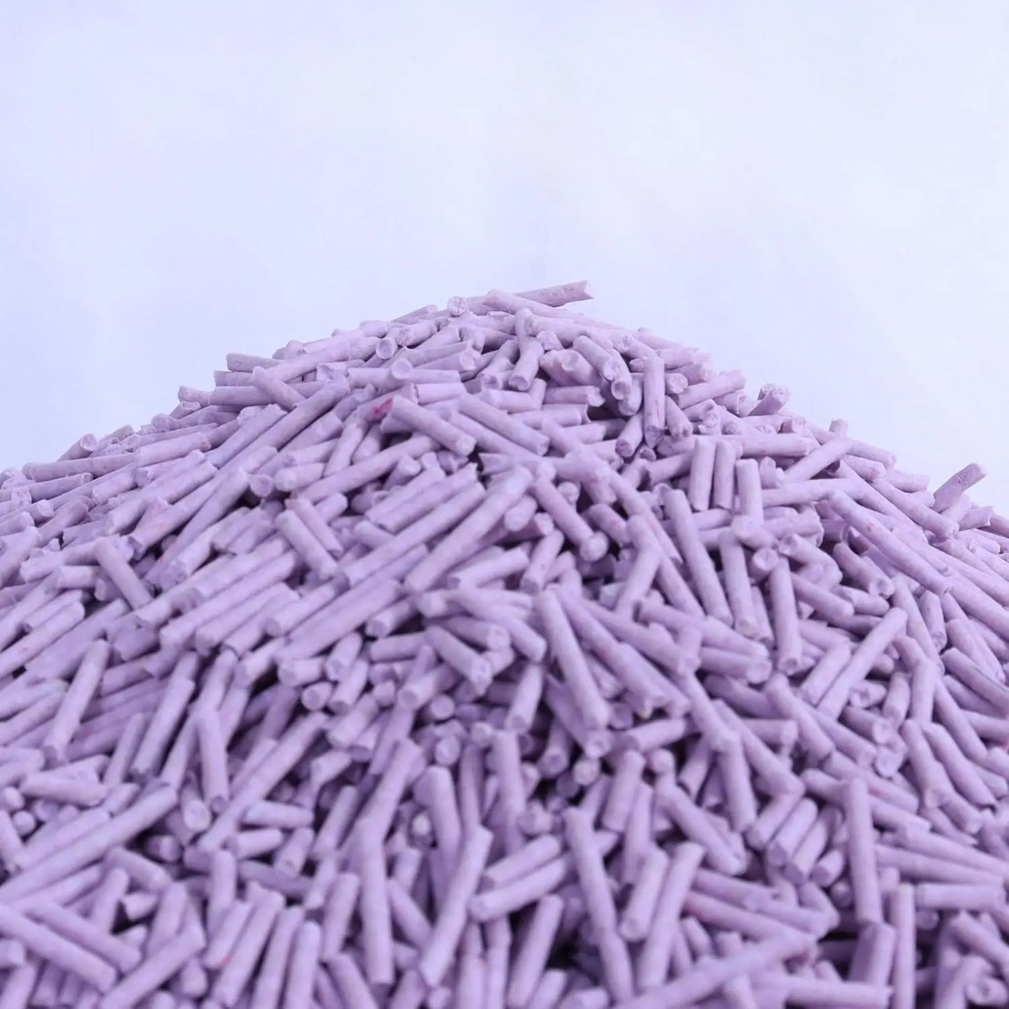 Tofu Cat Litter Lavender Scent 5.5 Lbs, Flushable Low Tracking 2mm Pellets for Easy Cleanup