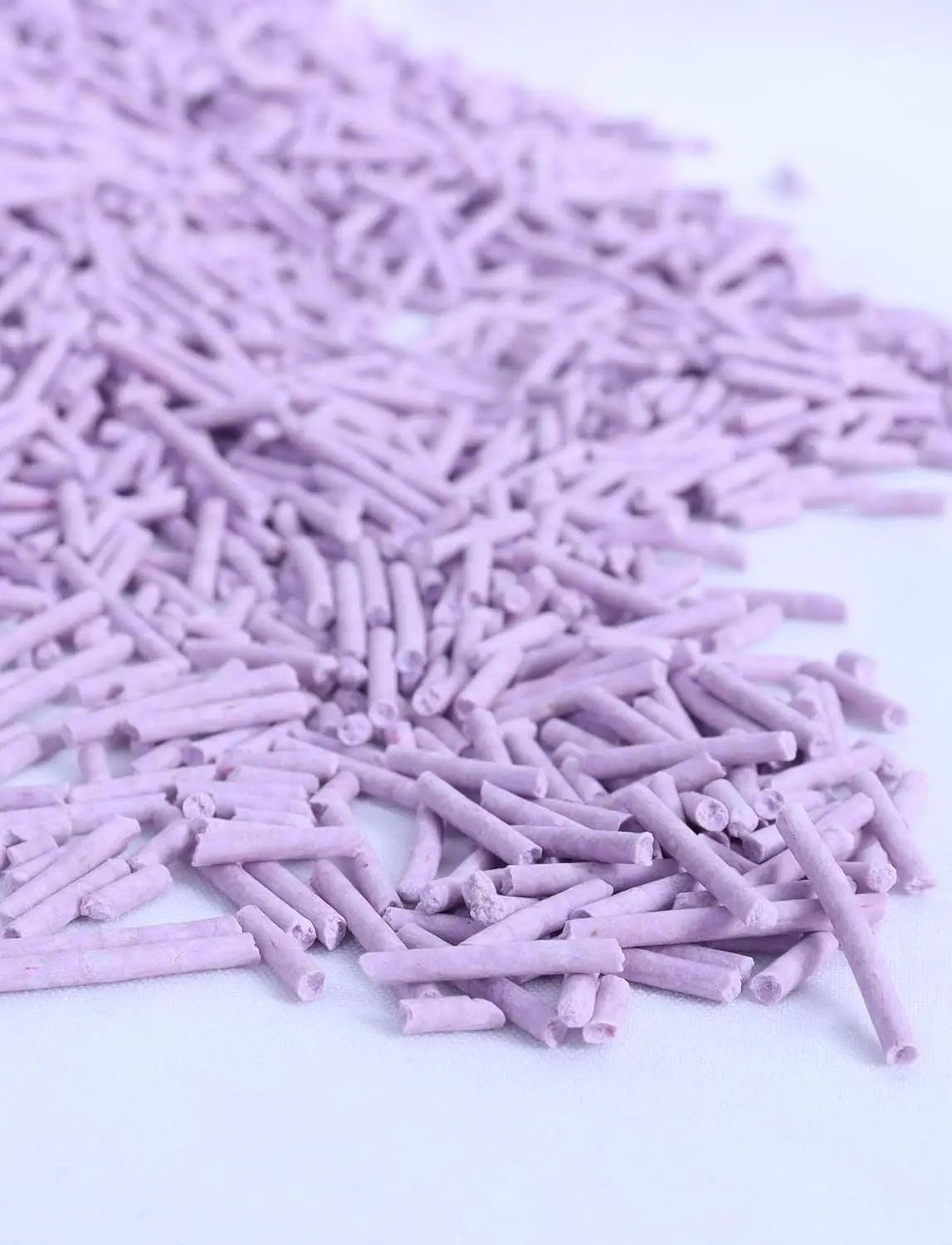 Tofu Cat Litter Lavender Scent 5.5 Lbs, Flushable Low Tracking 2mm Pellets for Easy Cleanup